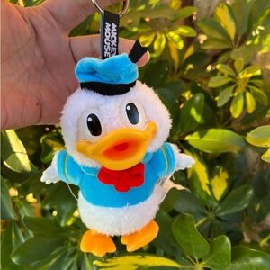 Disney Inspired Pop Mart Donald Duck Family Cute Together Bling Box Keychain